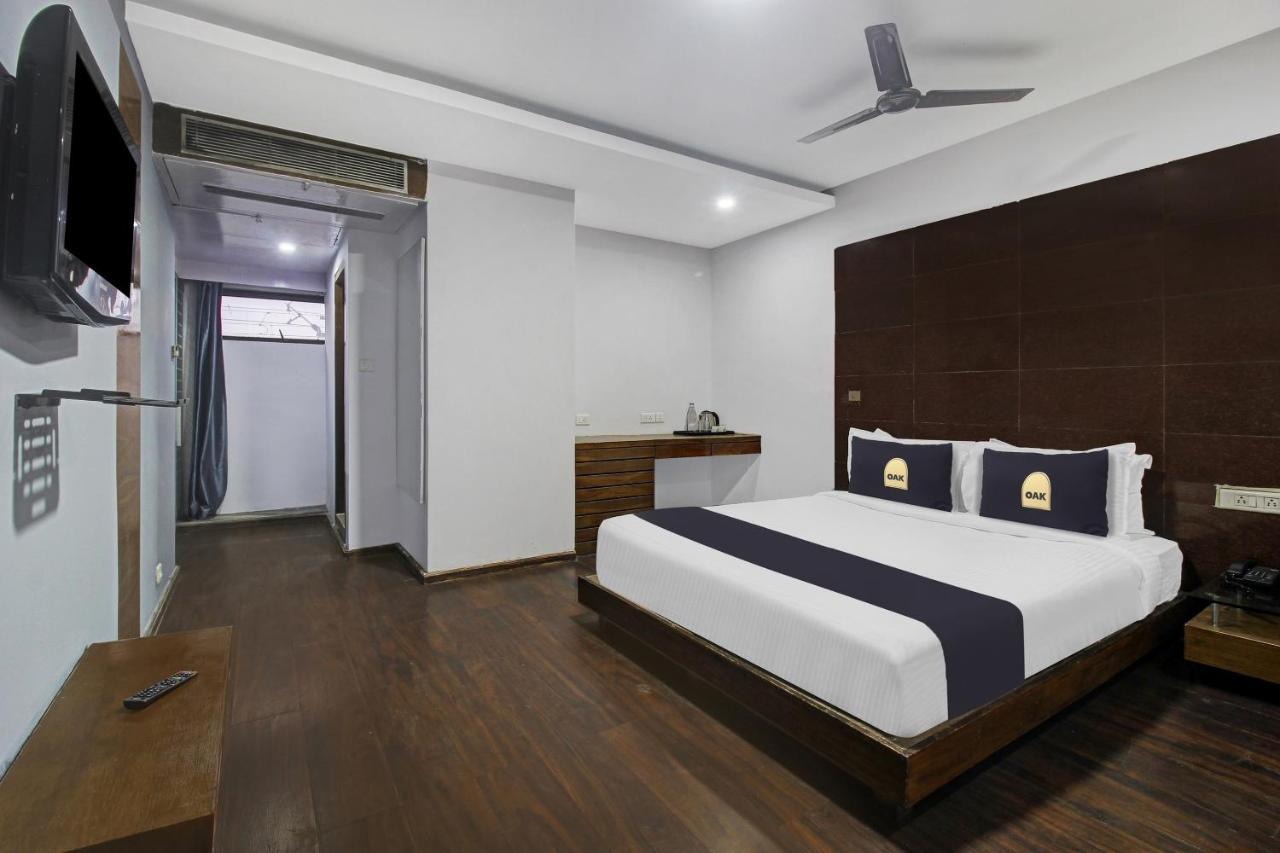 Townhouse Oak The Margi Hotel Near Yosufguda Metro Station Hyderabad Esterno foto