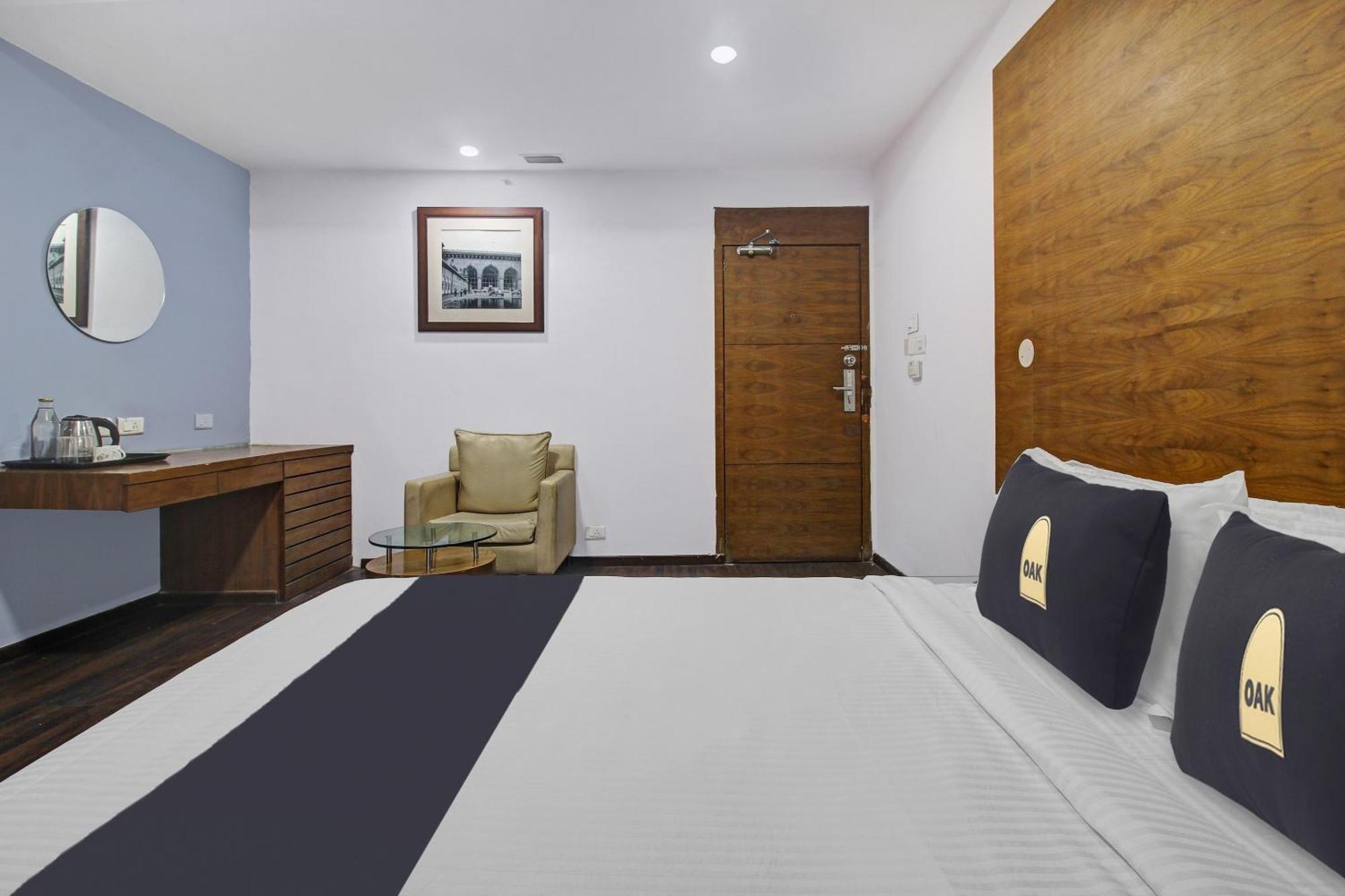 Townhouse Oak The Margi Hotel Near Yosufguda Metro Station Hyderabad Esterno foto