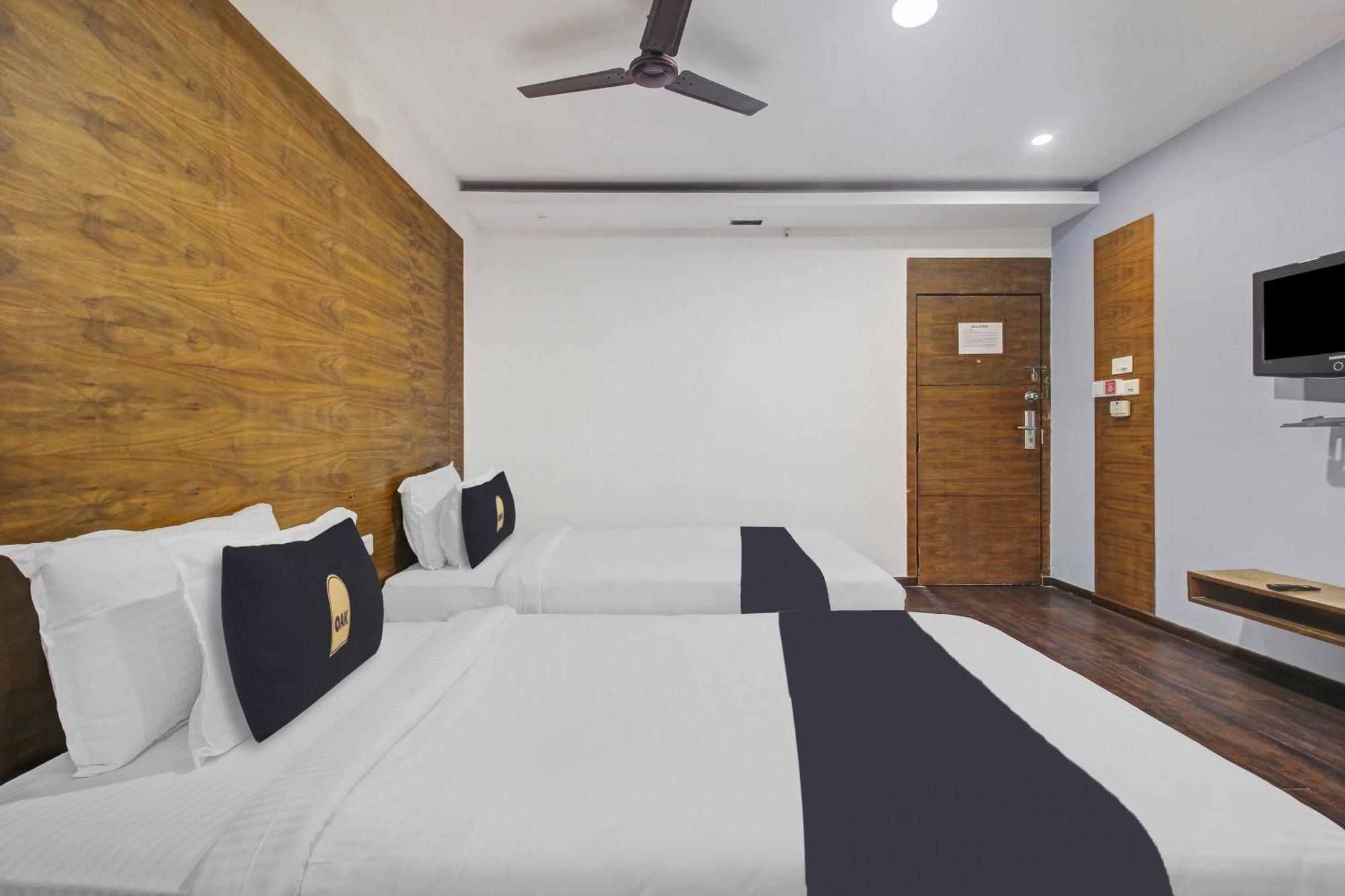 Townhouse Oak The Margi Hotel Near Yosufguda Metro Station Hyderabad Esterno foto