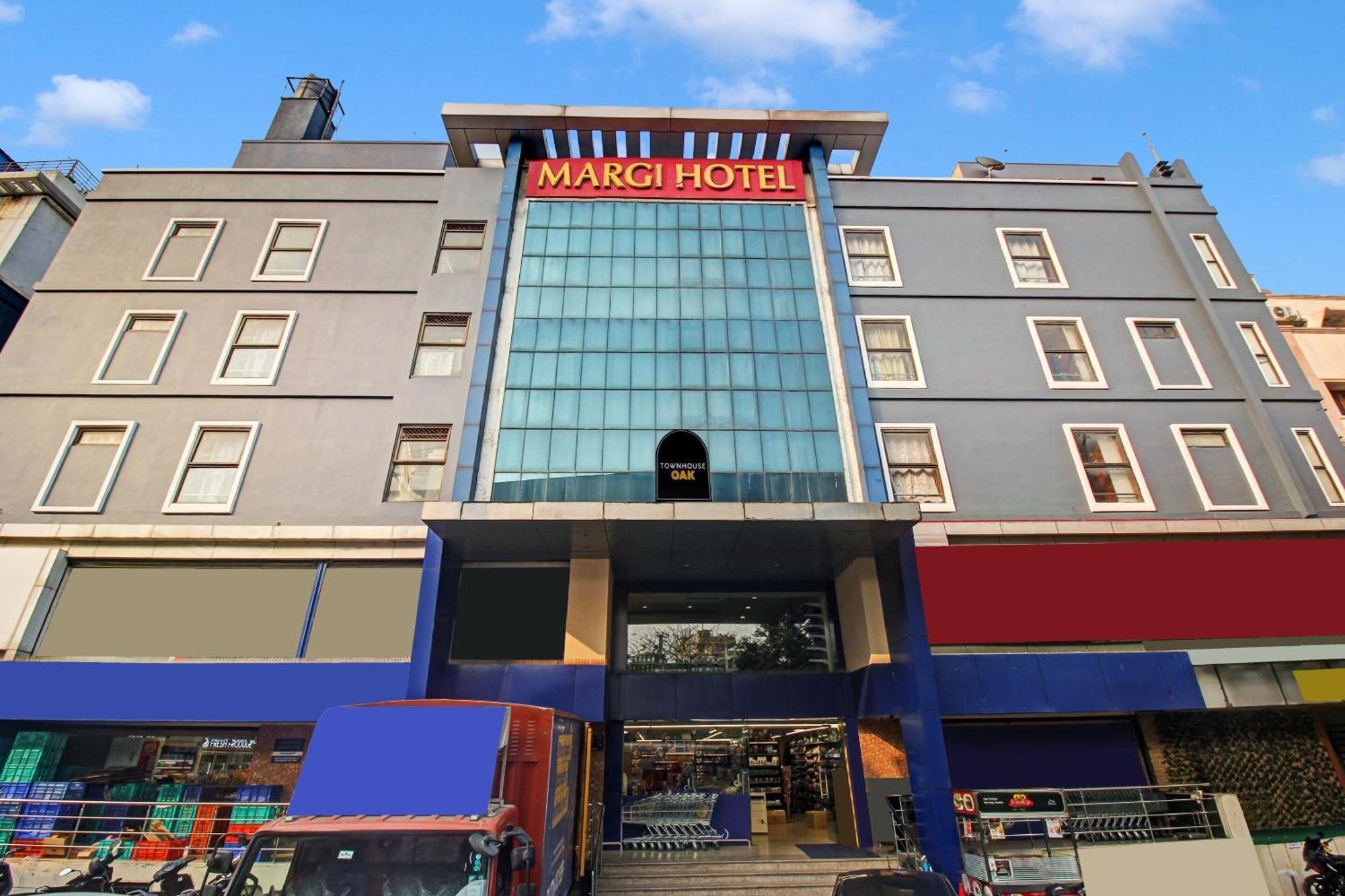 Townhouse Oak The Margi Hotel Near Yosufguda Metro Station Hyderabad Esterno foto