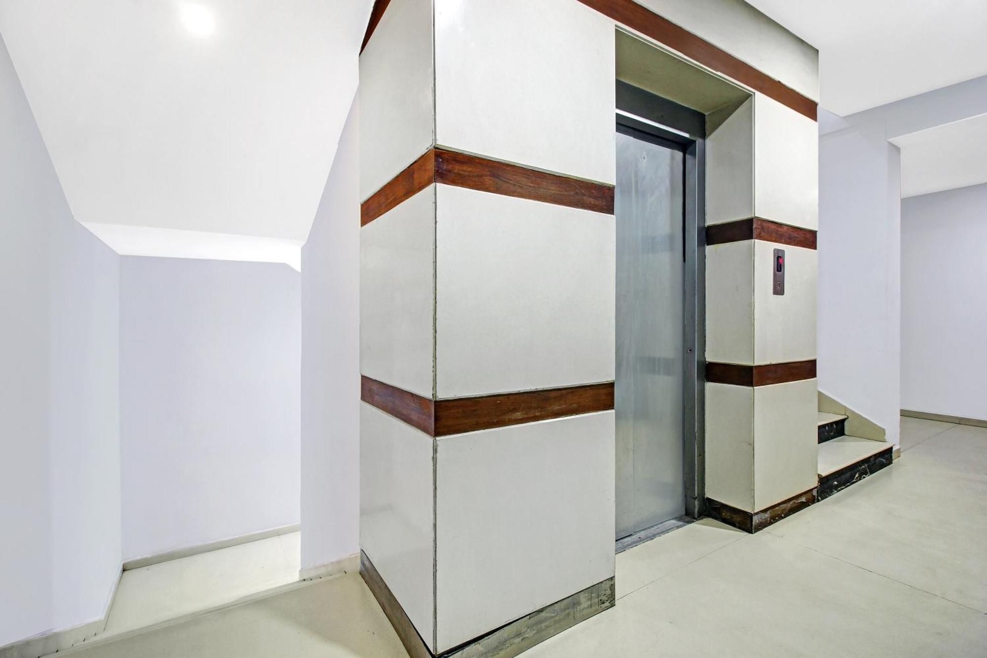 Townhouse Oak The Margi Hotel Near Yosufguda Metro Station Hyderabad Esterno foto