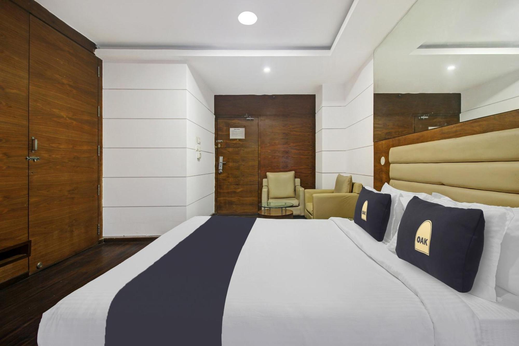 Townhouse Oak The Margi Hotel Near Yosufguda Metro Station Hyderabad Esterno foto